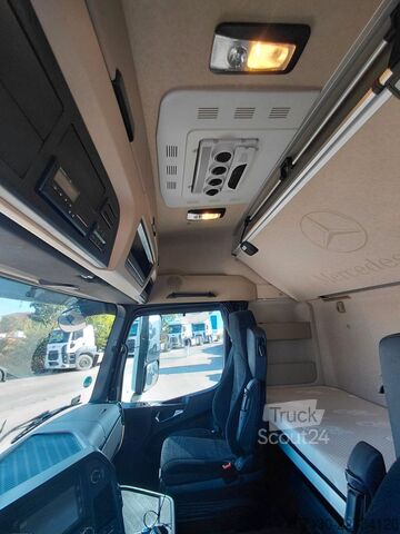 Cap tractor standard MERCEDES-BENZ MERCEDES ACTROS F 1851