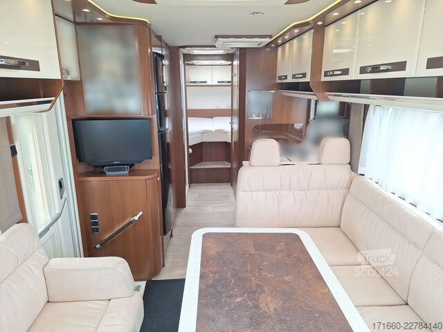 Integroitu matkailuauto MORELO Loft 82 LBX
