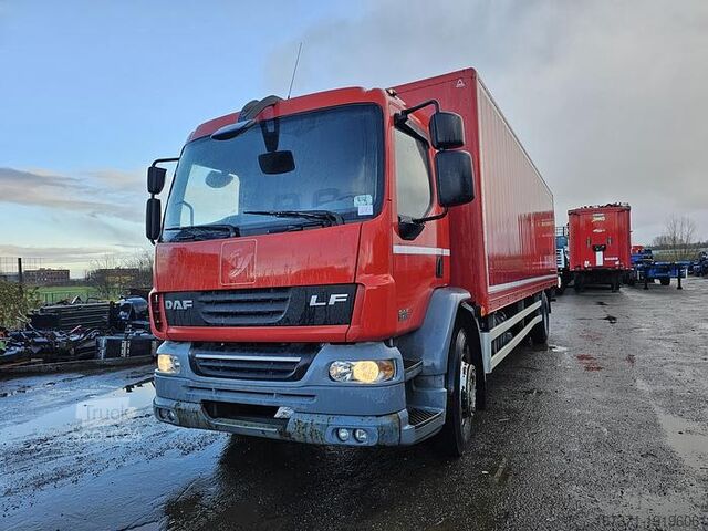 2008 DAF FA-LF55 4x2 | boîte de vitesses manuelle | élévateur de chargement 2 tonnes. | 3 PIÈCES.| B DAF FA-LF55 4x2 |manual gear | loading lift 2 tons...