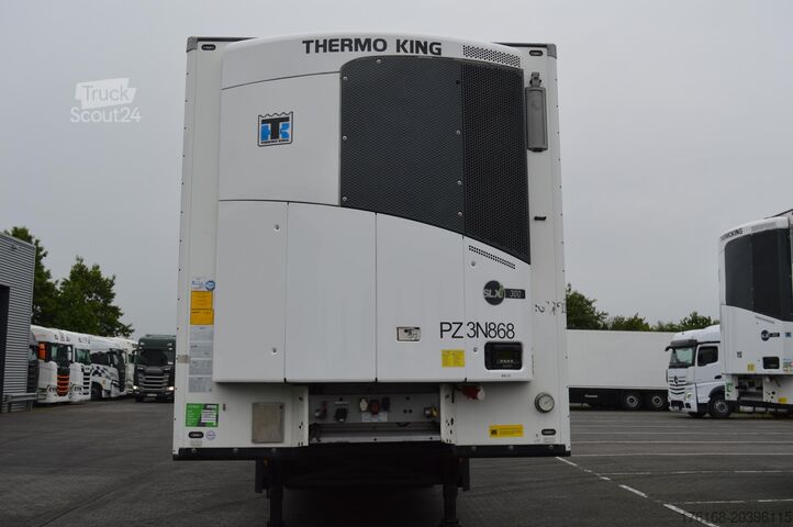 Polpriklopnik za prevoz hladilnikov SCHMITZ CARGOBULL SKO FP 45 ThermoKing SLXi 300