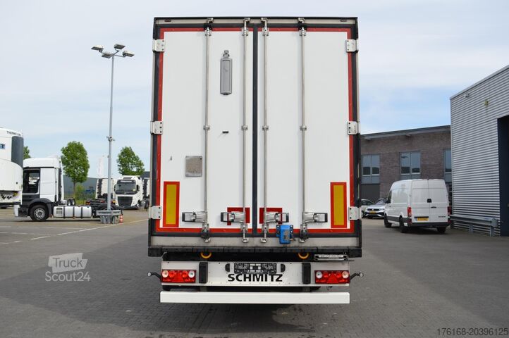 Polpriklopnik za prevoz hladilnikov SCHMITZ CARGOBULL SKO FP 45 ThermoKing SLXi 300