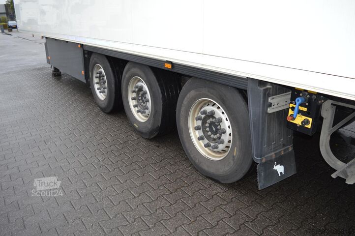 рефрижераторный полуприцеп SCHMITZ CARGOBULL SKO FP 60 ThermoKing SLXi 300