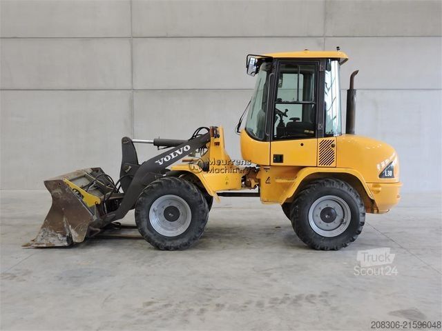 Wheel loader VOLVO L30B + Fork