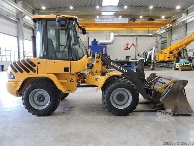 Wheel loader VOLVO L30B + Fork