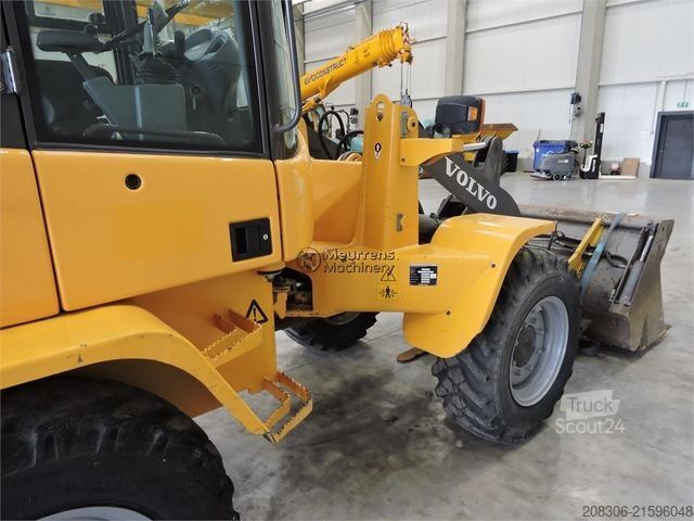Wheel loader VOLVO L30B + Fork