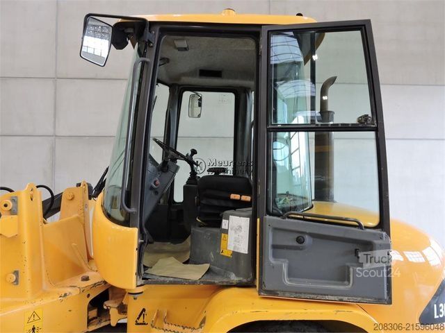 Wheel loader VOLVO L30B + Fork
