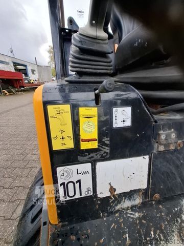 Backhoe loader Giant V 452 XTRA org1154Std GEW.2400 kg Bj2016 T