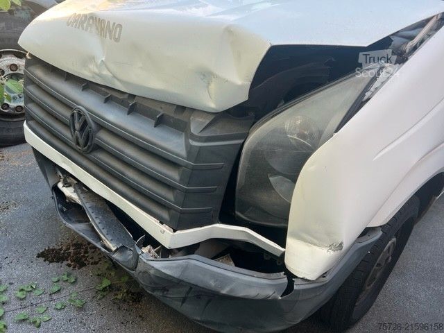 High top van VOLKSWAGEN Crafter Kasten 30 mittel L2H2 Hochdach
