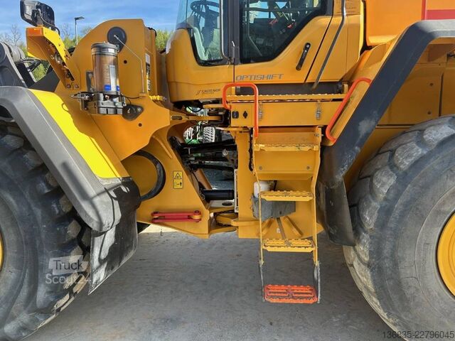 товарач Volvo L 150 H