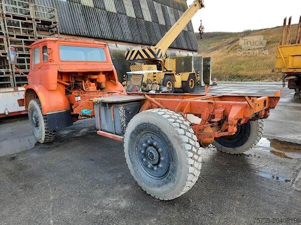 Chassis med førerhus BEDFORD MJP2 4X4
