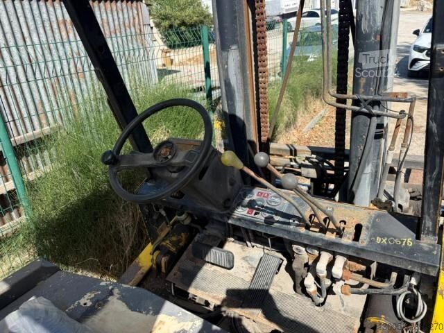Priekšējās iekrāvēja autoiekrāvējs Yale 4.0T FORKLIFT