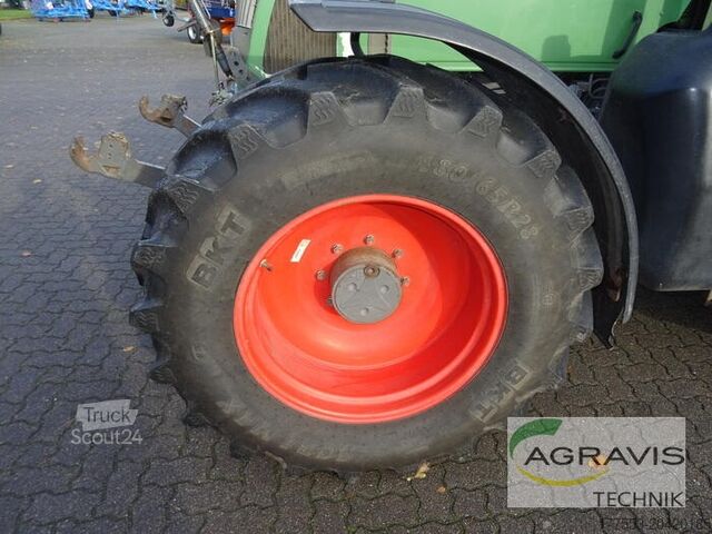 Traktör Fendt 712 VARIO