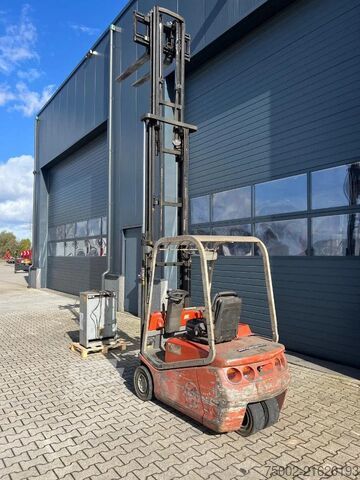 Forklift CESAB CBE 15T  CBE 15T electric / triplex / sideshift