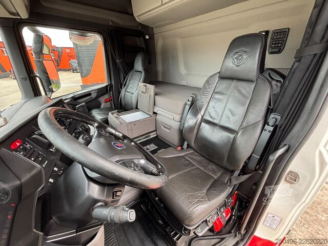 Otwarty korpus Scania R 500 8x2*6 HIAB 800E-7 + JIB / PLATFORM L=5965 mm