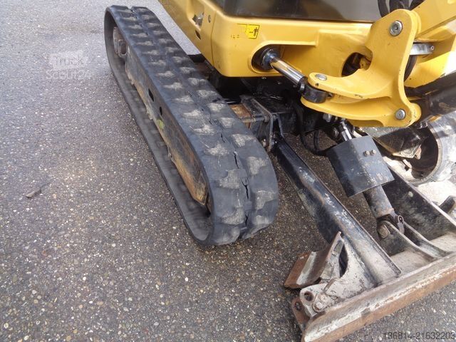 Minigraafmachine CATERPILLAR 301.7D SW + Schaufel