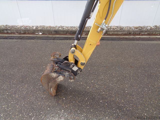 Minigraafmachine CATERPILLAR 301.7D SW + Schaufel