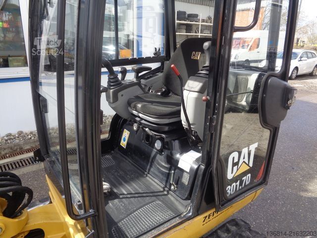 Minigraafmachine CATERPILLAR 301.7D SW + Schaufel