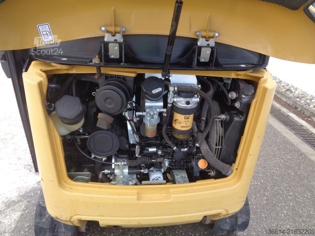 Minigraafmachine CATERPILLAR 301.7D SW + Schaufel