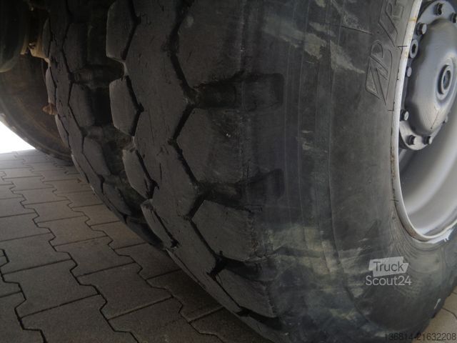 Tipper truck MERCEDES-BENZ Arocs 3246 /Blattfederung/Bordmatik/Meiller