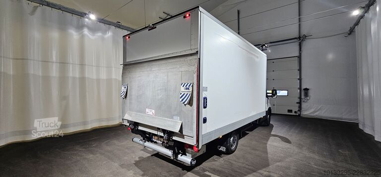 Kassevogn Iveco Daily 35 3.0 CNG 136hp Box Van with Tail