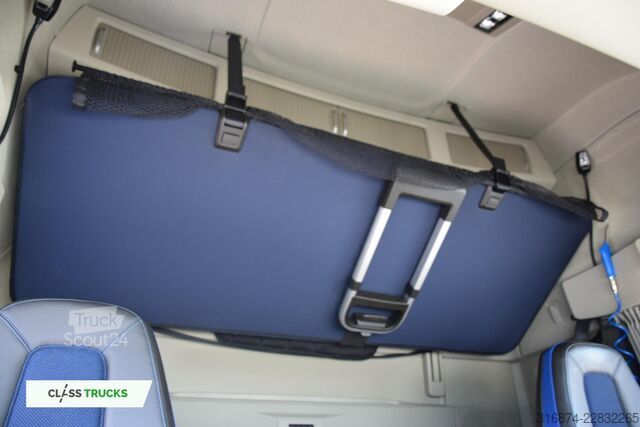 Standarta vilcējs VOLVO FH 500 XL i-ParkCool ACC