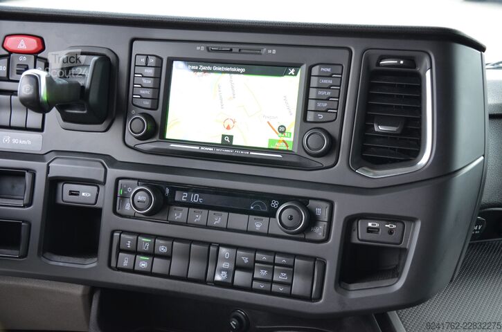 Standart çekici ünitesi Scania R 410 LNG / 2021r / ACC / NAVI / WAGA / LED / Z NIEMIEC / 1632
