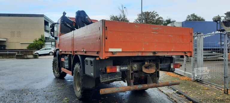 Lapos platós IVECO ML110-220 4x4 mit Kran+Funk