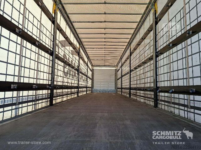 Відкритий напівпричіп з тентом Schmitz Cargobull Curtainsider Standard Getränke