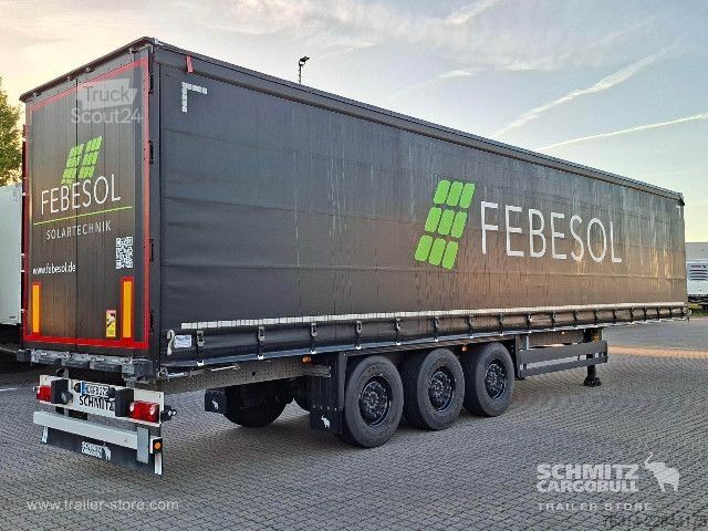 Відкритий напівпричіп з тентом Schmitz Cargobull Curtainsider Standard Getränke