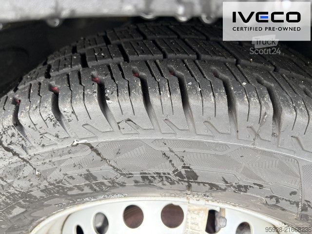 Furgoneta de caja alta IVECO 35S16A8V Hi-Matic, Klima, DAB