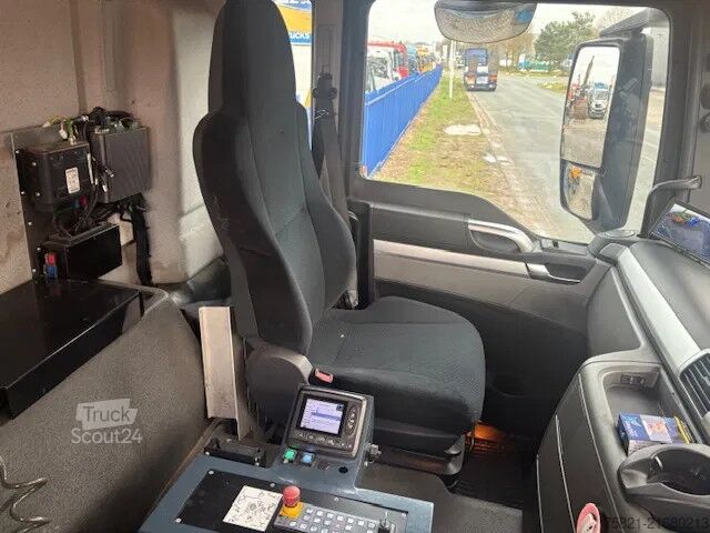 Chasis con cabina MAN TGS 26.320