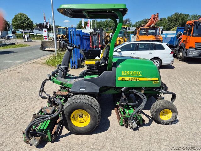 Rasenmäher John Deere 8700 PC FM (fairway mower - LOW HOURS )