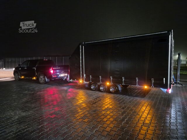Car transporter trailer trailershop geschlossener Autotransporter Tridem