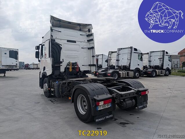 Estándar-SZM Renault T 440