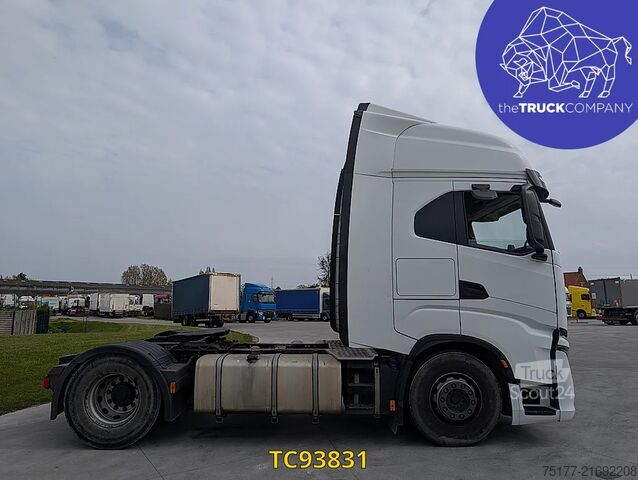 Estándar-SZM Iveco S-WAY 480