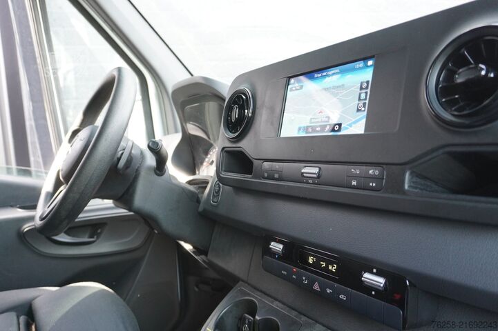 Bestelwagen Mercedes-Benz Sprinter 316 2.2 CDI Automaat L2H2 EURO 6 - AC/...
