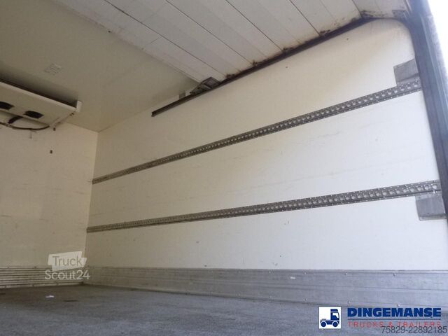  Renault Midlum 190 dxi 4x2 RHD frigo box 20 m3