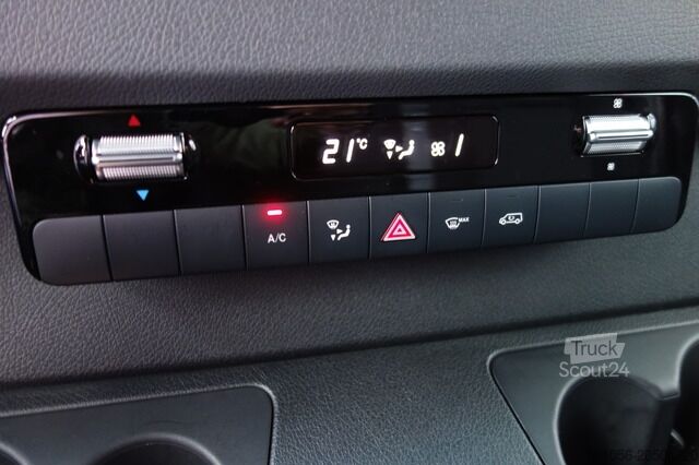 Slēgtais furgons mercedes-benz Sprinter 516 CDI Kasten L2H1 360°KAM/NAVI/SITZHZ