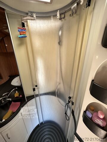 Halvintegreret autocamper Eura Mobil Profila A580LS