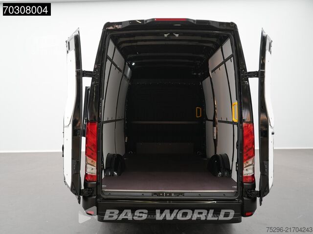 Camioneta familiar de techo alto Iveco Daily 35S18 3.0L Automaat L2H2 180PK ACC Airco ...