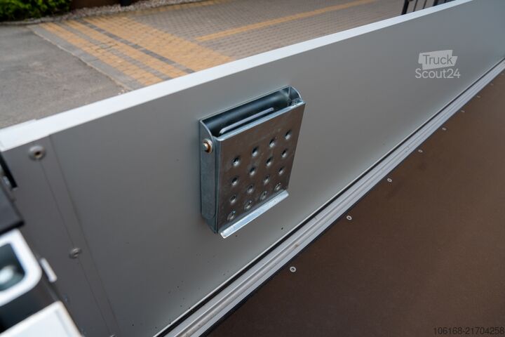 Tovornjak s montažno dvigalko Iveco Daily 70C18 Kran Hyva Pritsche 5 m