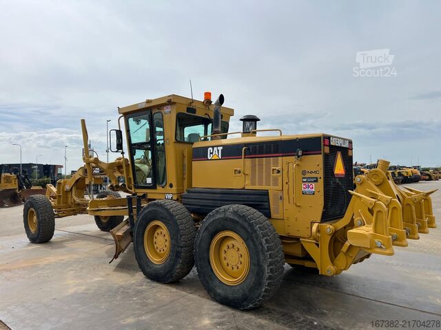 Road grader Caterpillar 140H
