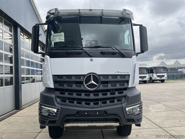 Φορτηγό βυτιοφόρο Mercedes-Benz Arocs 2136 A 4x4 | Fuel Tank | 2 units | STOCK |