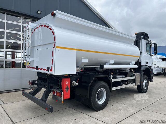 Φορτηγό βυτιοφόρο Mercedes-Benz Arocs 2136 A 4x4 | Fuel Tank | 2 units | STOCK |