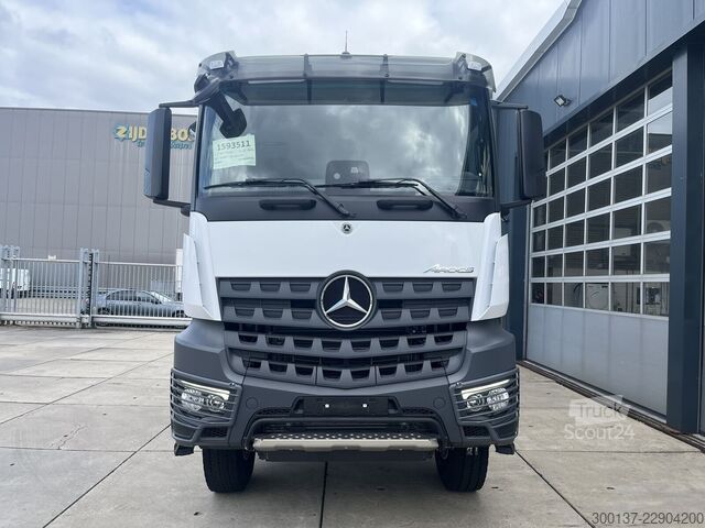 Φορτηγό βυτιοφόρο Mercedes-Benz Arocs 2136 A 4x4 | Fuel Tank | 2 units | STOCK |