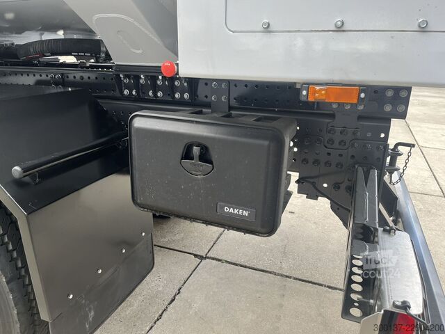 Φορτηγό βυτιοφόρο Mercedes-Benz Arocs 2136 A 4x4 | Fuel Tank | 2 units | STOCK |