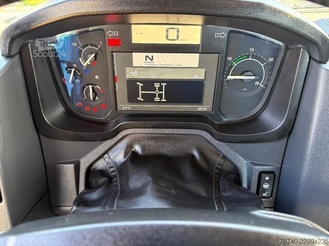 Containertransport (haakarmsysteem) Renault C440 + HMF 2320 K3-- 3X EXT. + 6X2/4 HYDRO DRIV...