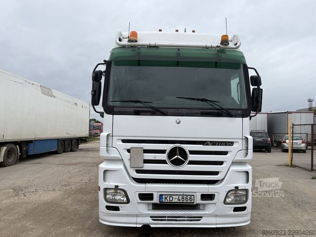 Benne fermée Mercedes-Benz actros 1846
