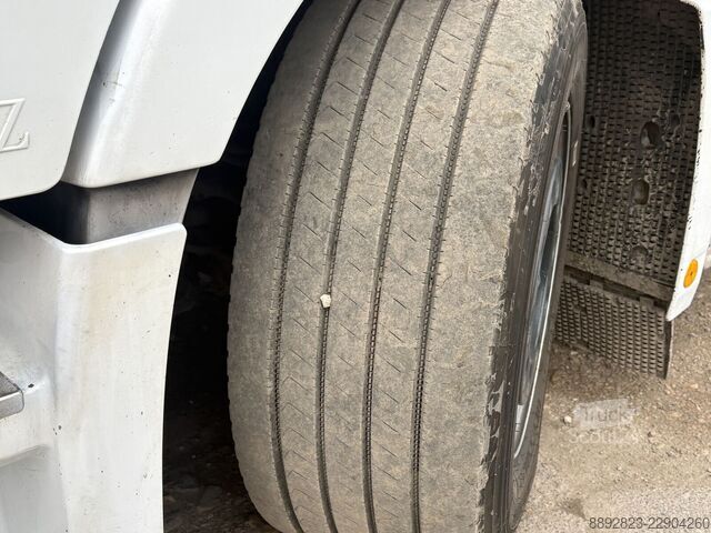 Benne fermée Mercedes-Benz actros 1846