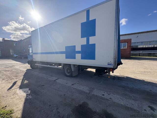 Benne fermée MAN 12.220